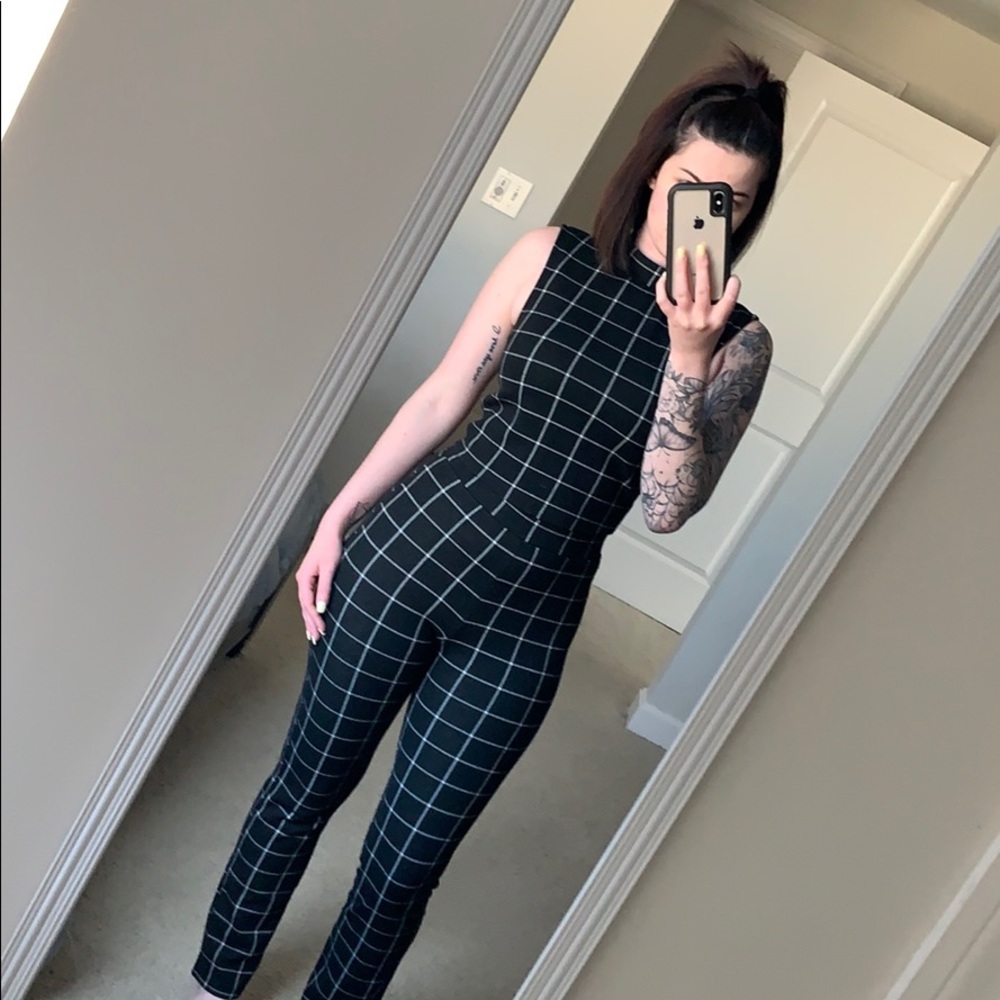 Vintage-like Two Piece Outfit